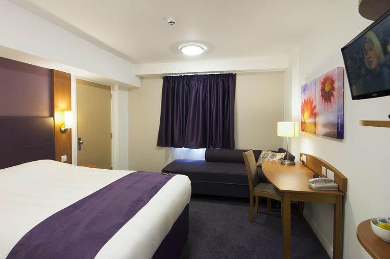 Premier Inn Kilmarnock Esterno foto